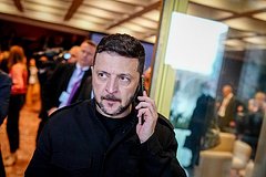 Экс-премьер Украины рассказал о планах США заменить Зеленского