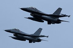 США применили осветительные бомбы после нападения боевиков в Сирии