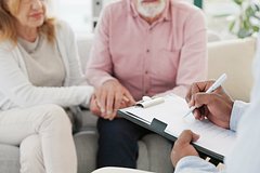 У супругов после 33 лет брака одновременно обнаружили рак